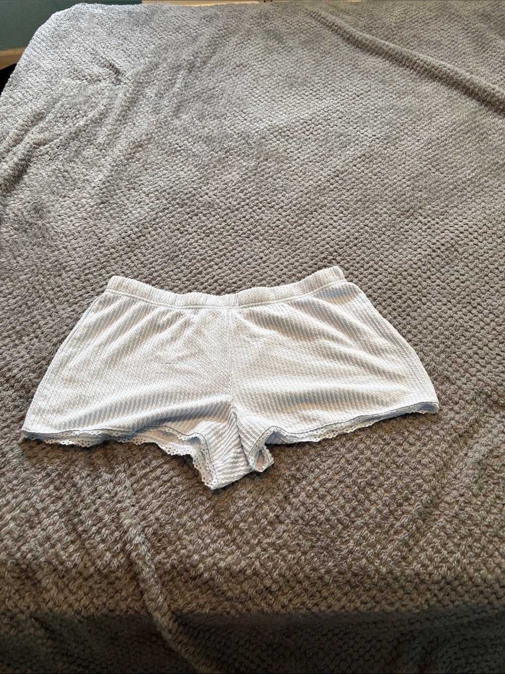 Womens size M Laura Ashley Soft Ribbed Sleep Shorts - Light Gray